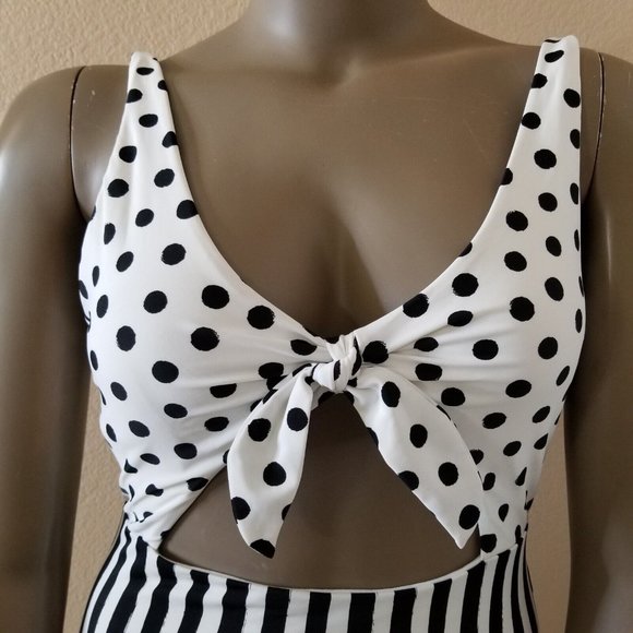 Pin-Up Polka Dot Striped Tie Front Keyhole Cheeky 1-Pc Swimsuit XL White Black - Picture 10 of 16